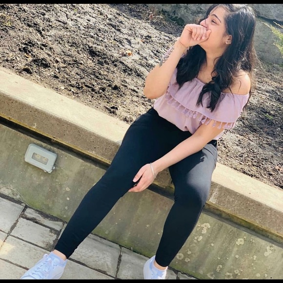 Meet your Posher, Simran - Picture 1 of 1